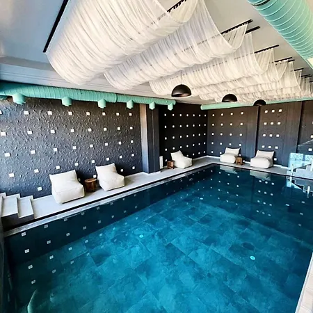 Rastko-n Lux 32 Milmari Apartament *