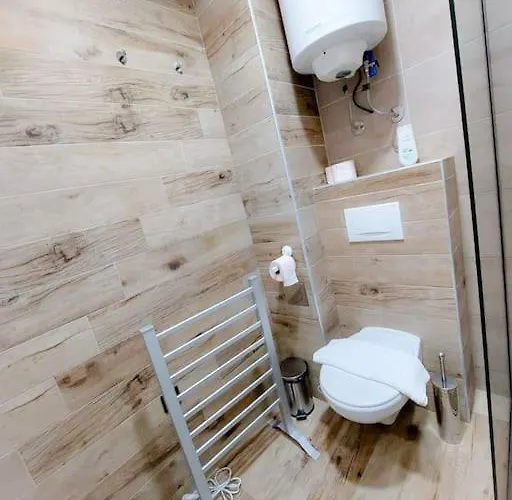 Rastko-n Lux 32 Milmari