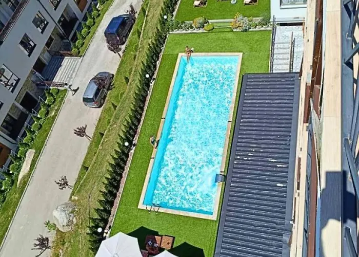 アパート Rastko-n Lux 32 Milmari *